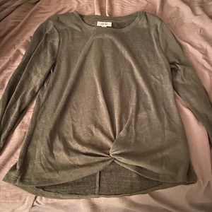 Petite Twist Front Top